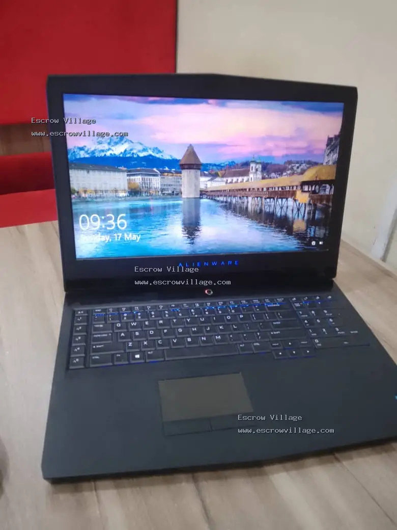 DELL ALIENWARE 17 R4 LAPTOP
